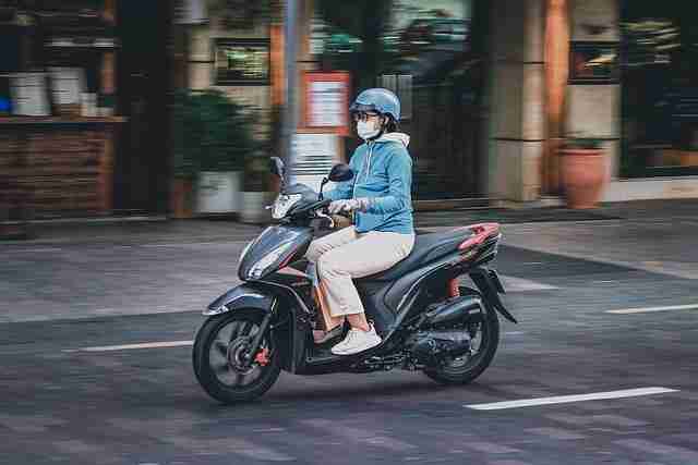 新手指南《鉴黄师电脑版》法律边界必读