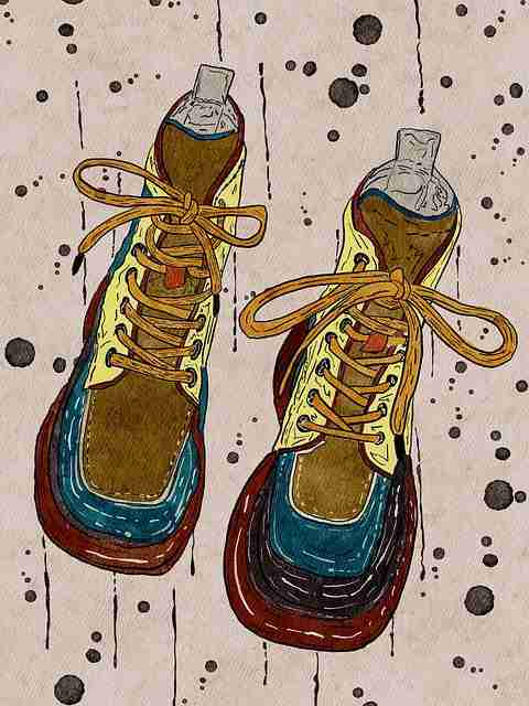 商业模式《鉴黄师官网》盈利路径红与黑